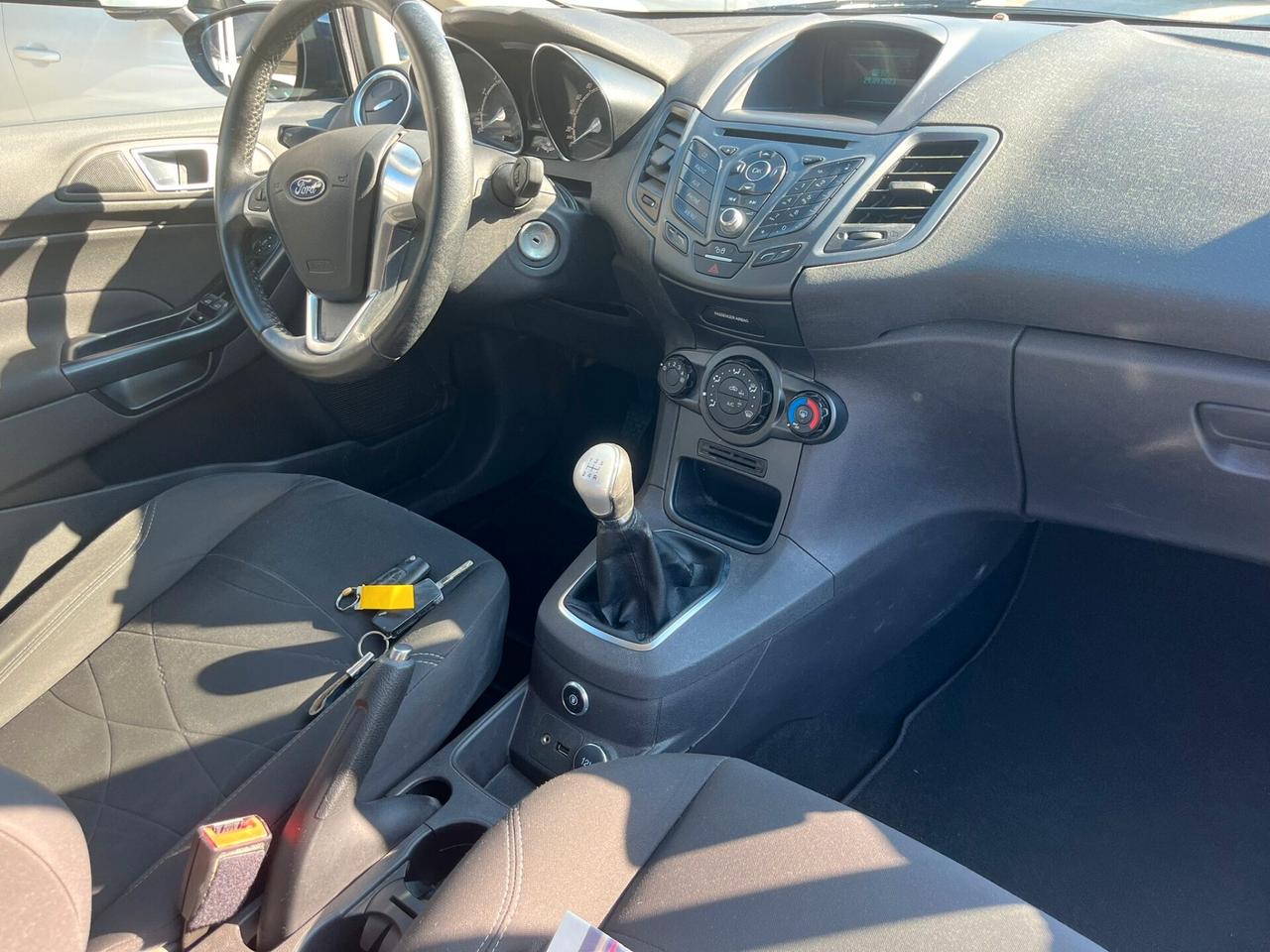 Ford Fiesta TDCi 1 PROPRIETARIO