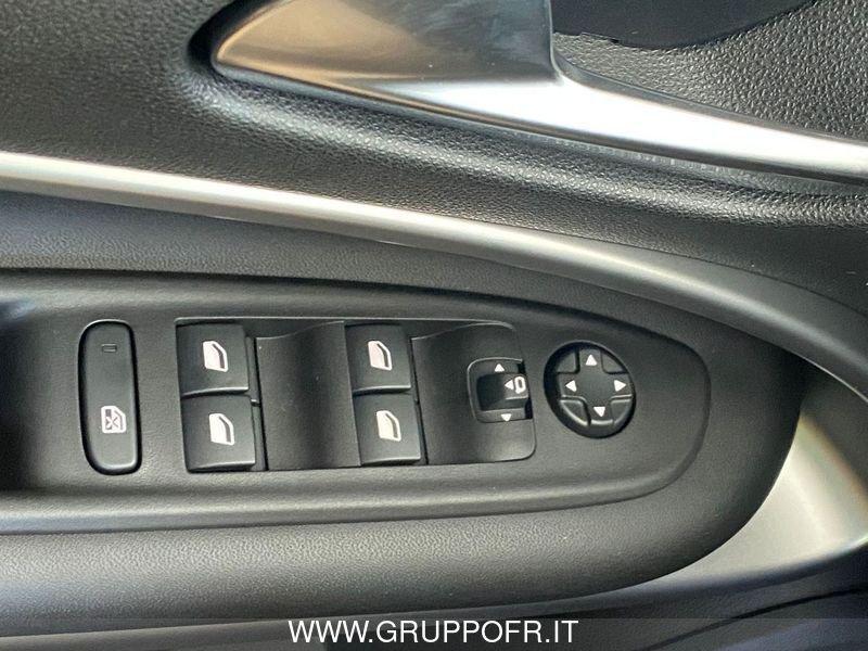 Jeep Avenger 1.2 turbo Summit fwd 100cv