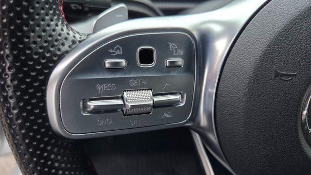 MERCEDES-BENZ A 200 Premium Amg PERMUTE UNICOPROPRIETARIO