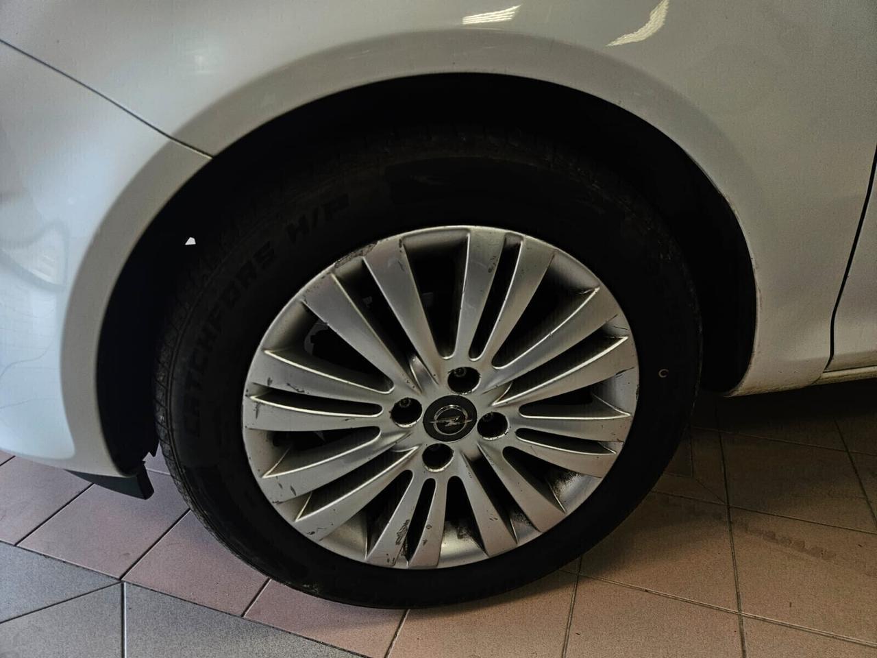 Opel Corsa 1.2 85CV 5 porte GPL-TECH Elective