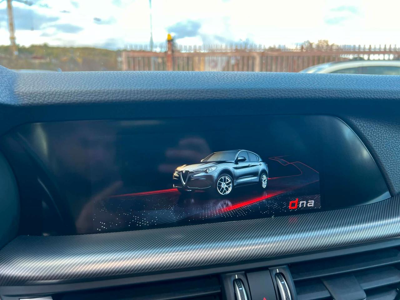 Alfa Romeo Stelvio 210cv Q4 -TETTO A -HARMAN K-