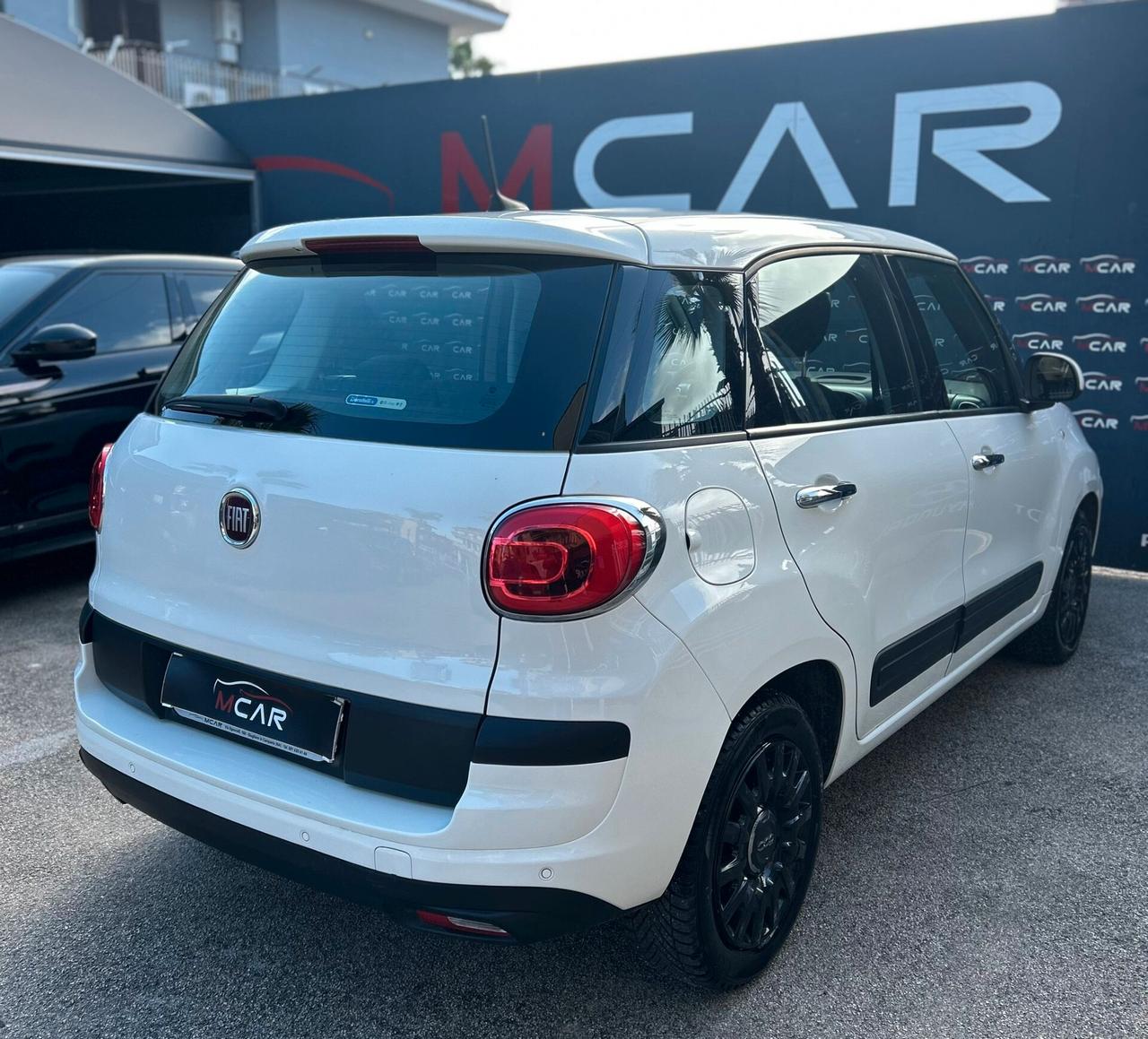 Fiat 500L Wagon 1.6 Multijet 120 CV Mirror
