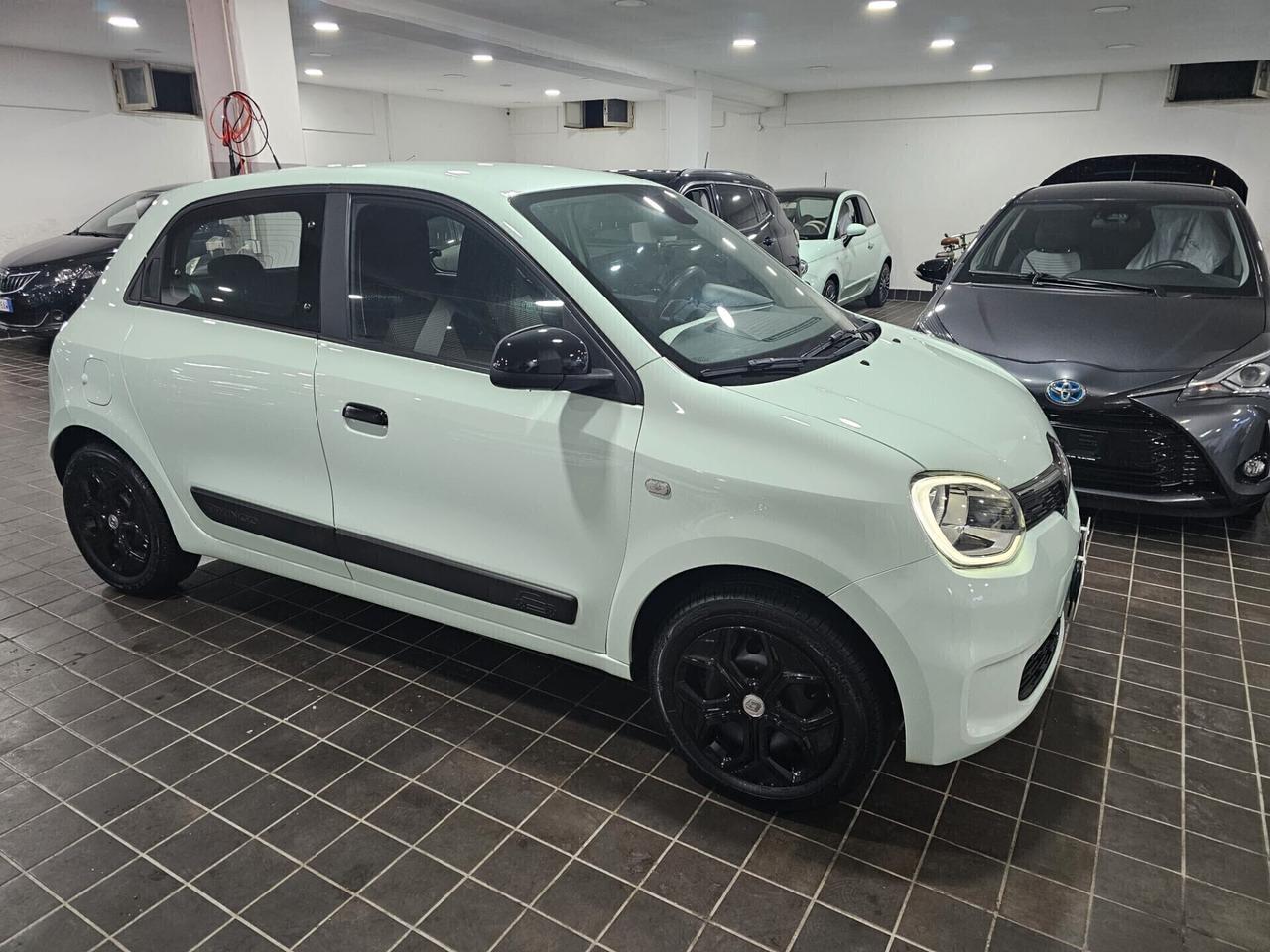 NUOVA RENAULT TWINGO INTENS ENERGY SCe 1.0 BENZ 65CV
