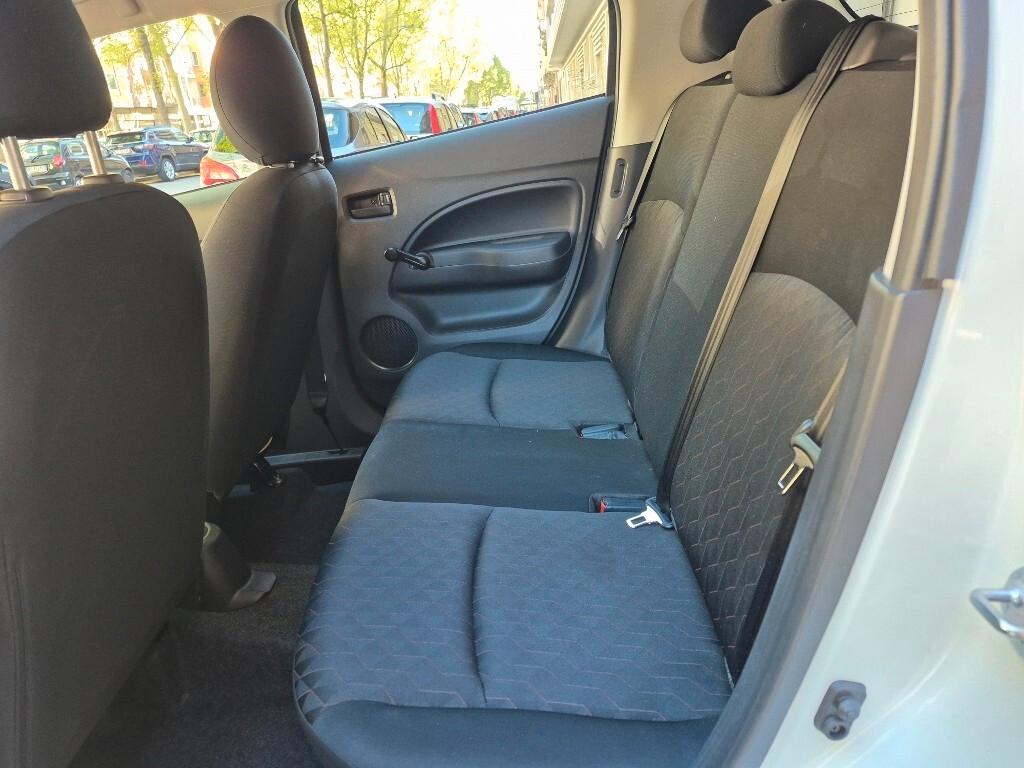 Mitsubishi Space Star 1.2 Invite SDA