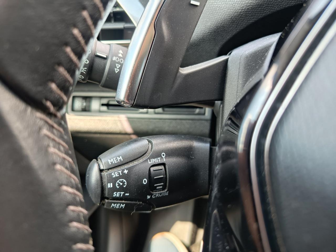 Peugeot 3008 BlueHDi 130 S&S EAT8 Business