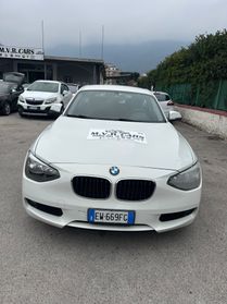 Bmw 114 114d 3p. Unique