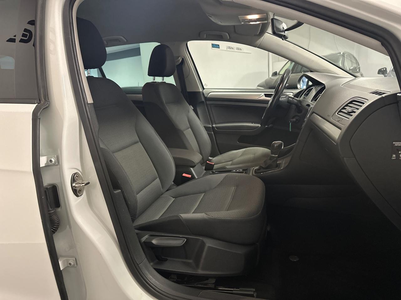 VOLKSWAGEN GOLF 7 1.6 TDI DSG 110CV PRONTA CONSEGNA