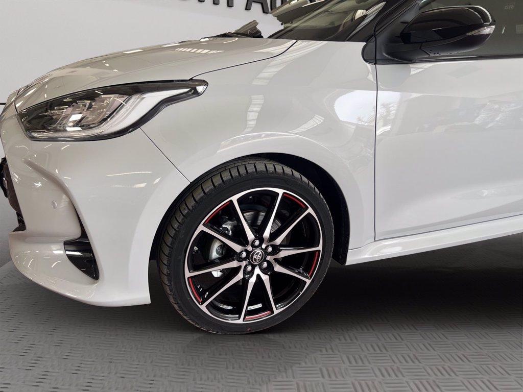 TOYOTA Yaris 1.5h 130 lounge del 2024