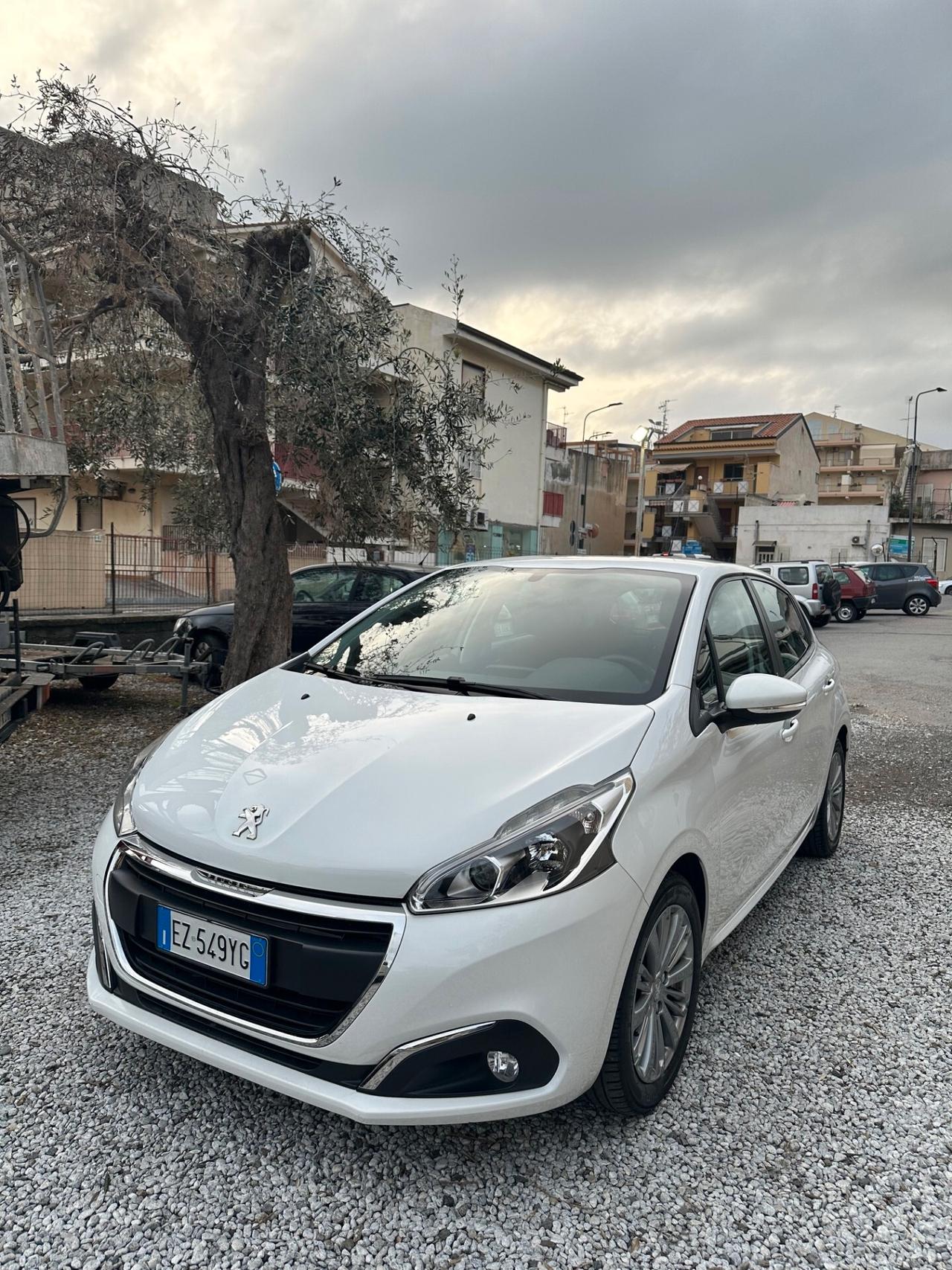 Peugeot 208 BlueHDi 75 5 porte Active