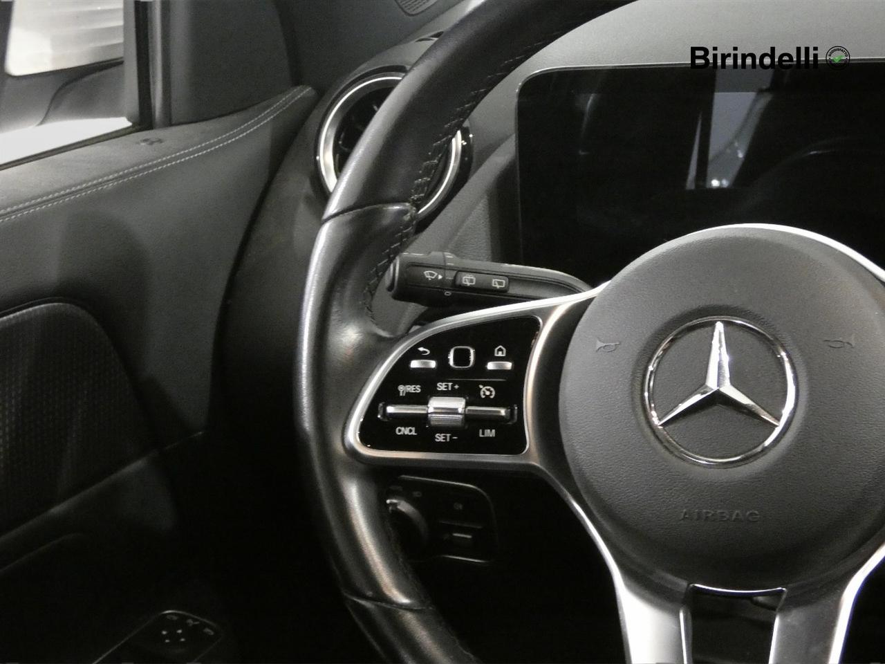 Mercedes-Benz GLA (H247) - GLA 200 d Automatic 4Matic Sport Plus