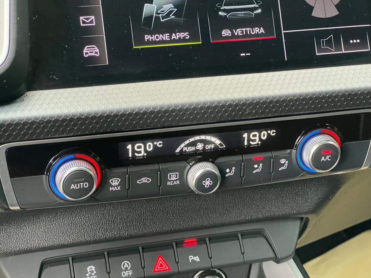 Audi A1 citycarver/allstreet 30 TFSI S tronic Identity Contrast