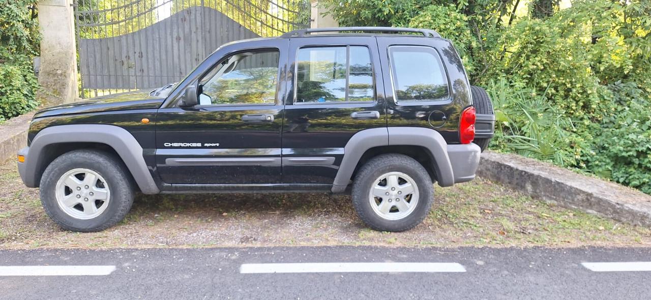 Jeep Cherokee 2.5 crd DISTRIBUZIONE NUOVA (Iscriv. ASI)