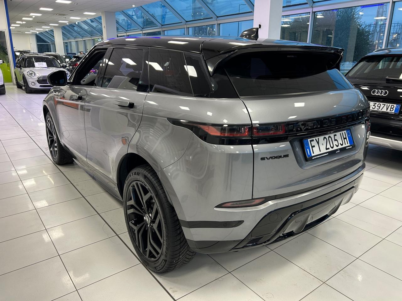 Land Rover Range Evoque 2.0D I4 180 CV AWD Auto R-Dynamic SE