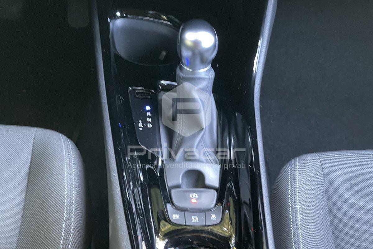 TOYOTA C-HR 2.0 Hybrid E-CVT Trend