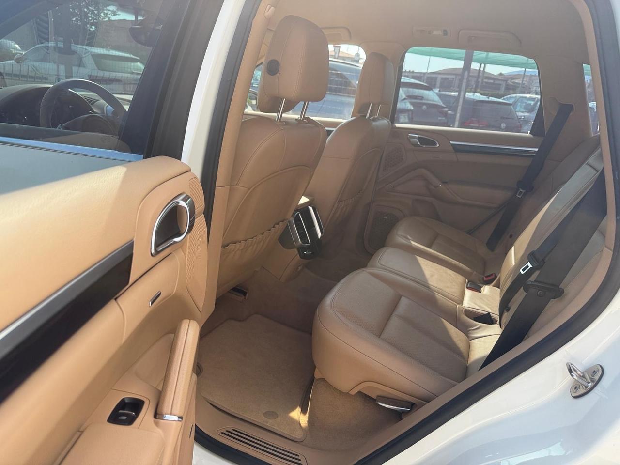 Porsche Cayenne 3.0 V6 tdi 245cv tiptronic Euro5b