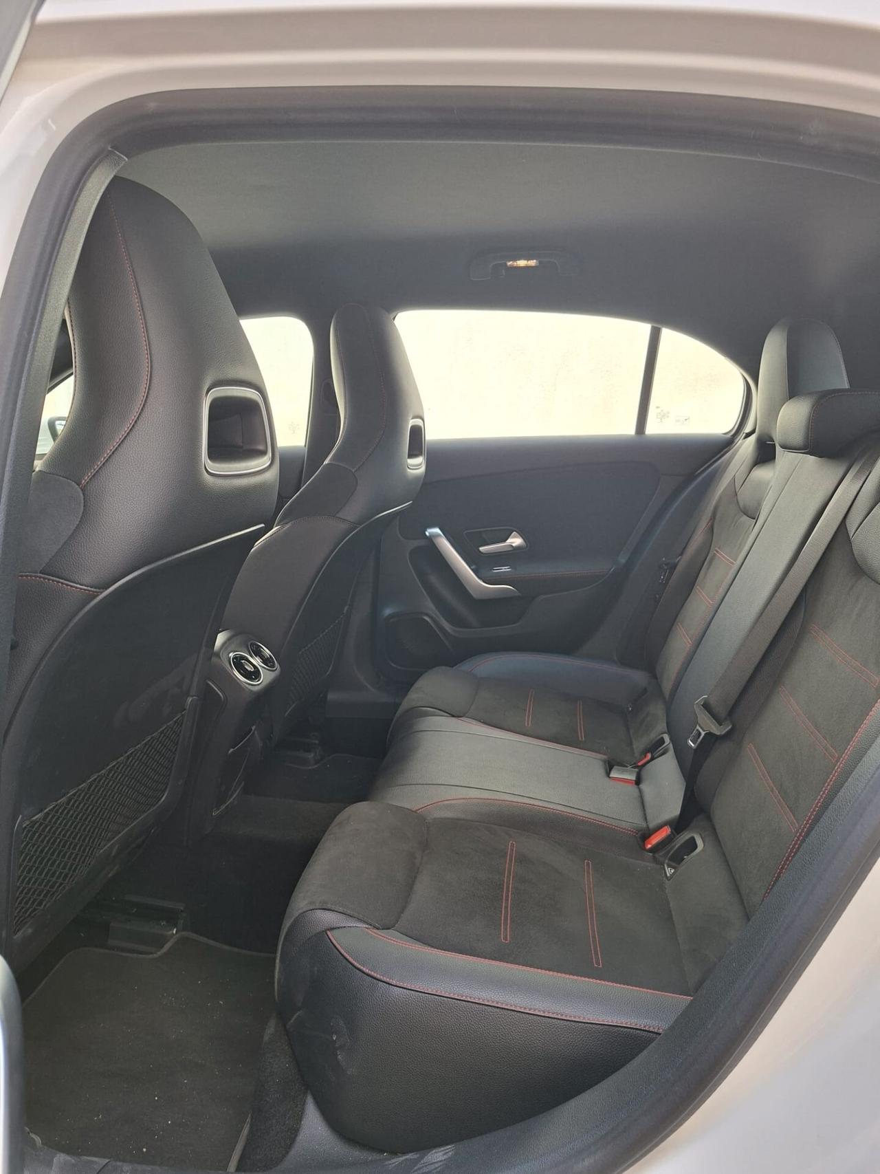 Mercedes-benz A 180 d Automatic Premium