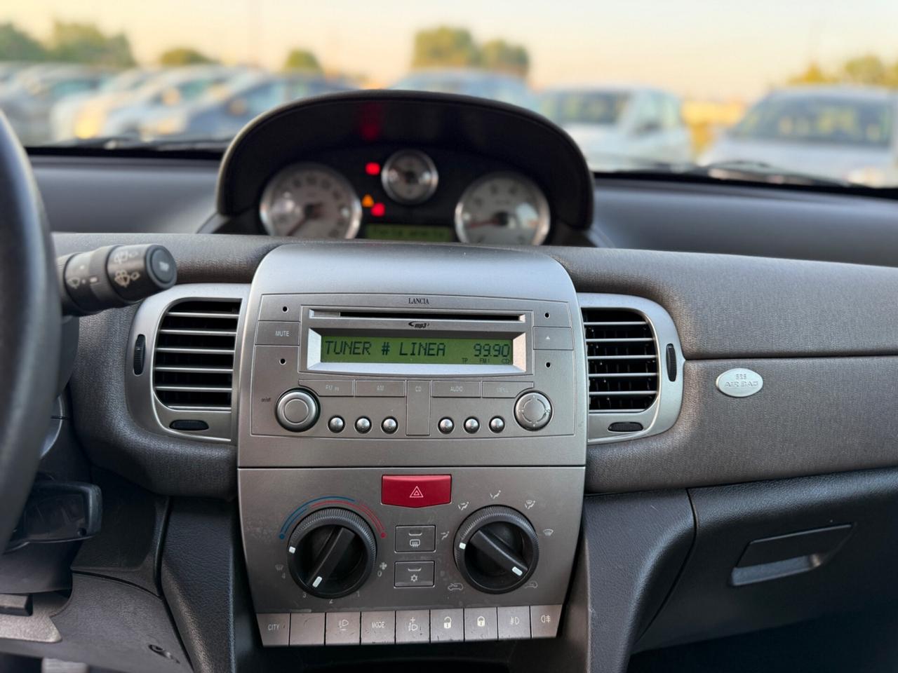 Lancia Ypsilon 1.4 Oro NEOPATENTATI