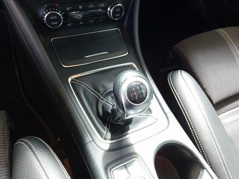 Mercedes-Benz GLA GLA 200 d Sport
