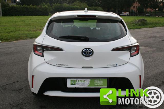 TOYOTA Corolla 1.8 Hybrid Business