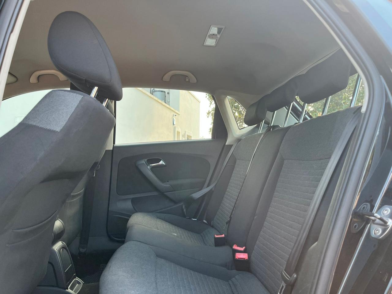 Volkswagen Polo 1.6 TDI - IDEALE X NEOPATENTATI - 2011