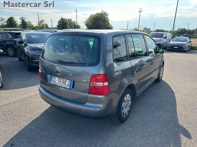 VOLKSWAGEN Touran Volkswagen Touran 1.9 tdi 7posti tg. CL369KJ