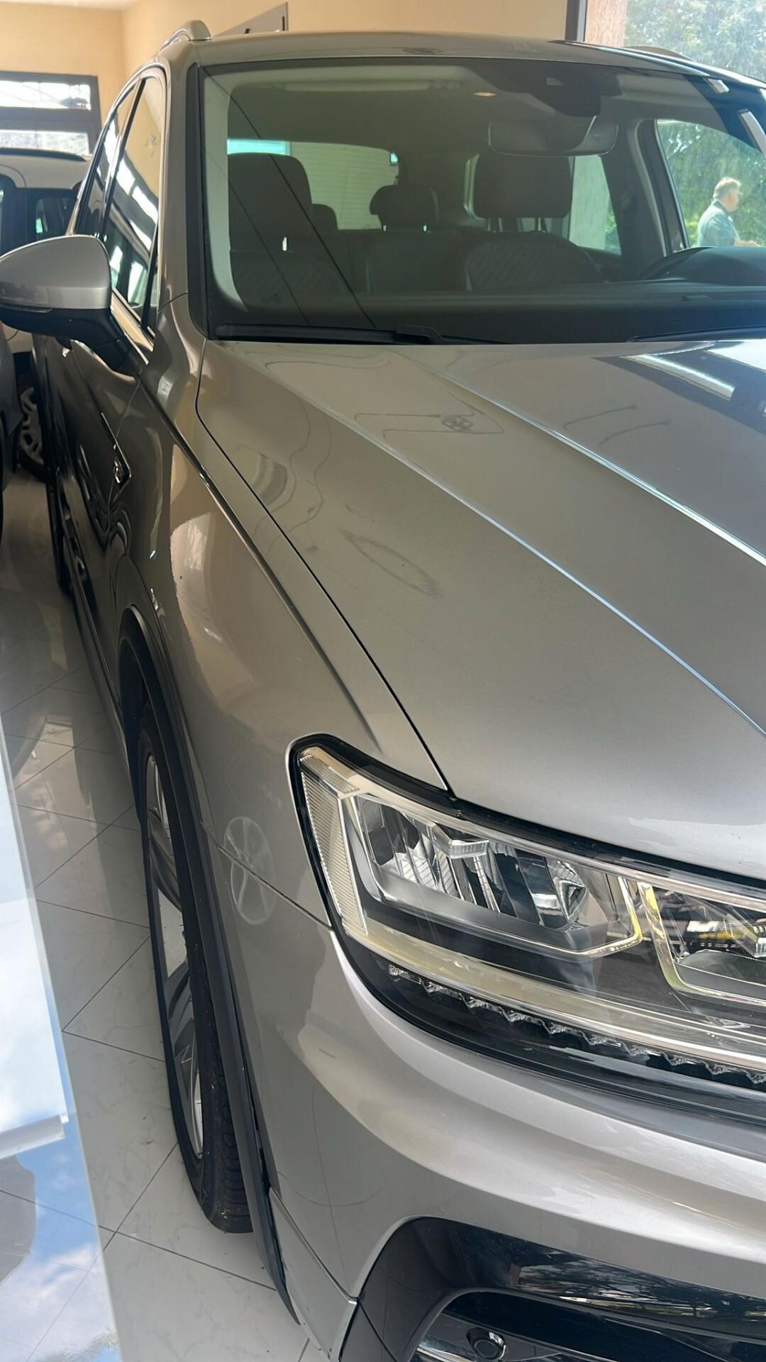 Volkswagen Tiguan 1.6 TDI SCR R-line BlueMotion Technology