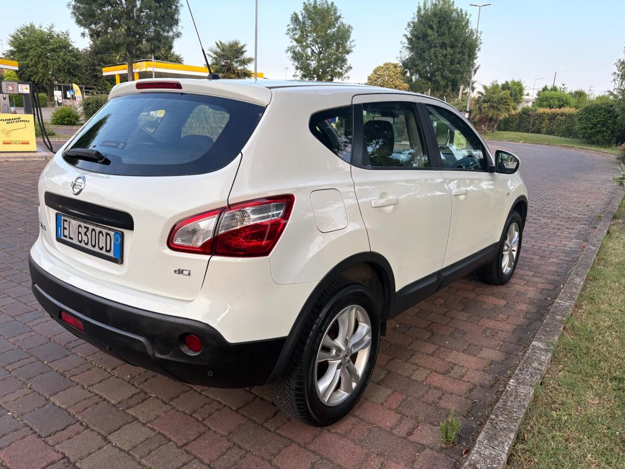 Nissan Qashqai 1.5 dCi DPF Visia ok Neopatentati!!!