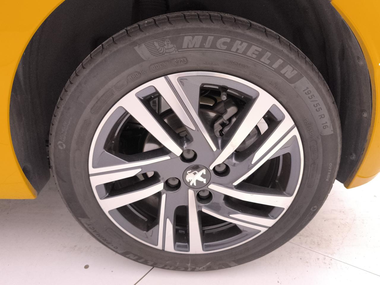 PEUGEOT 208 II 2019 - 208 1.2 puretech Allure s&s 100cv