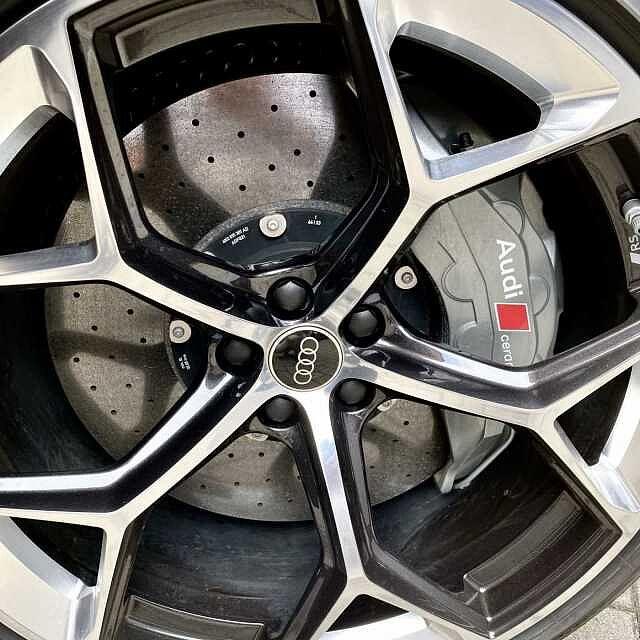 Audi RS6 Avant Performance RS6 4.0 V8 CARBO DYNAMIC RACE
