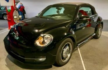 Volkswagen Maggiolino Cabrio 2.0 TDI DSG SENSORI SEDILI RISCALDATI