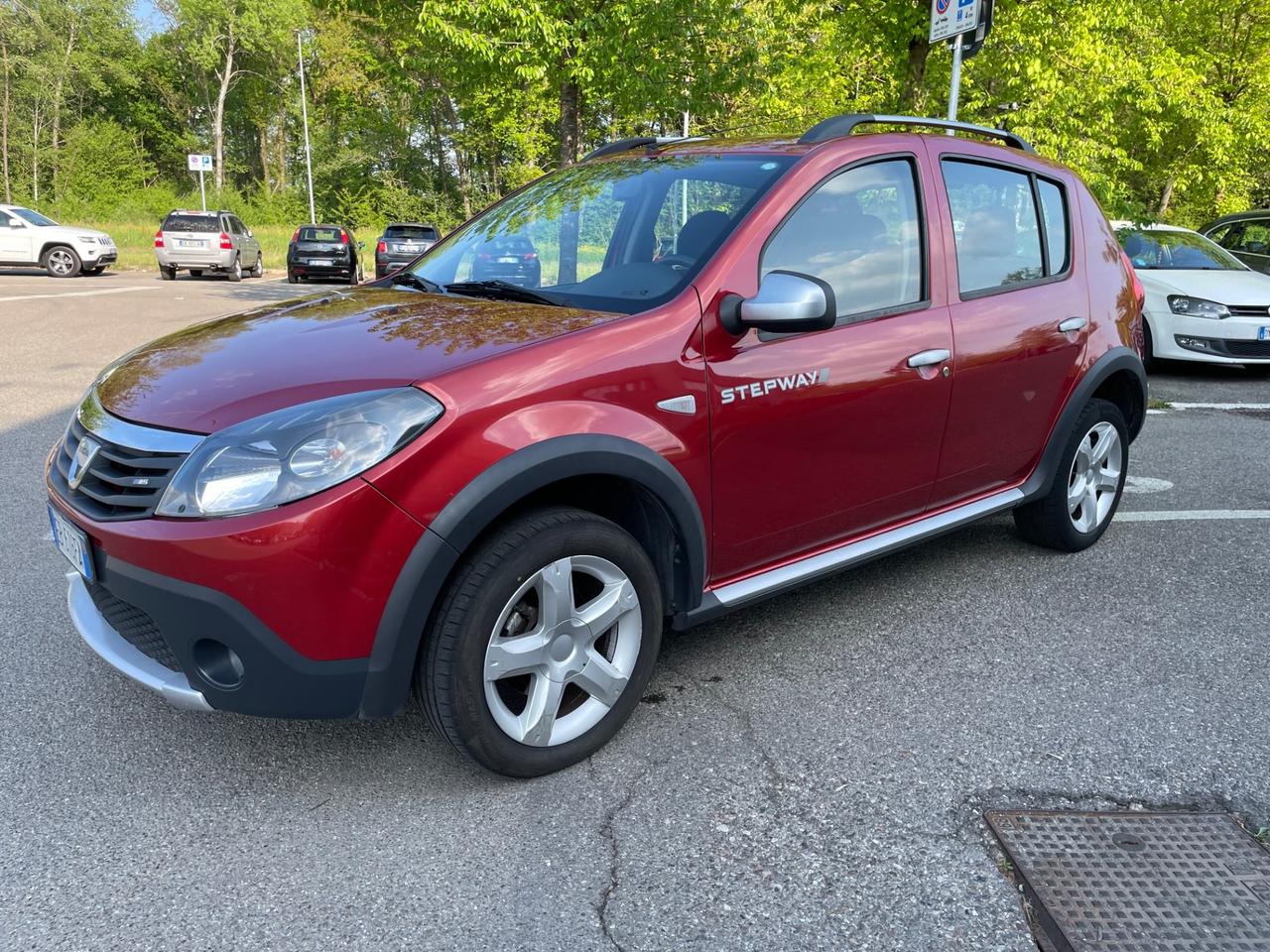 Dacia Sandero Stepway 1.6 8V 90CV* Neo patentati *