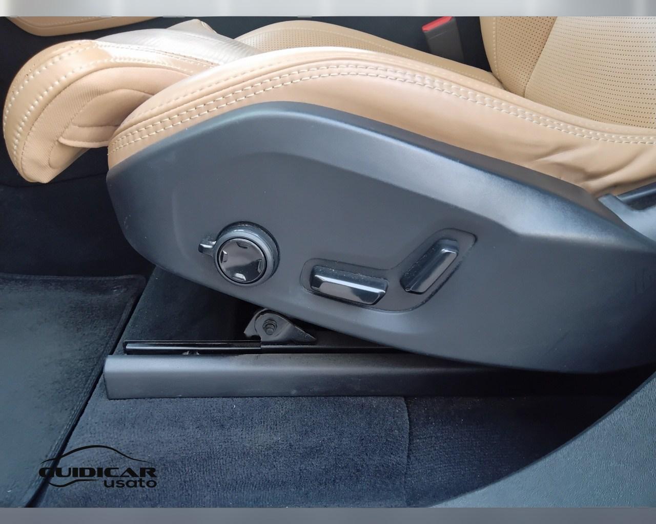VOLVO XC90 II 2015 - XC90 2.0 b5 Plus Bright awd 7p.ti auto