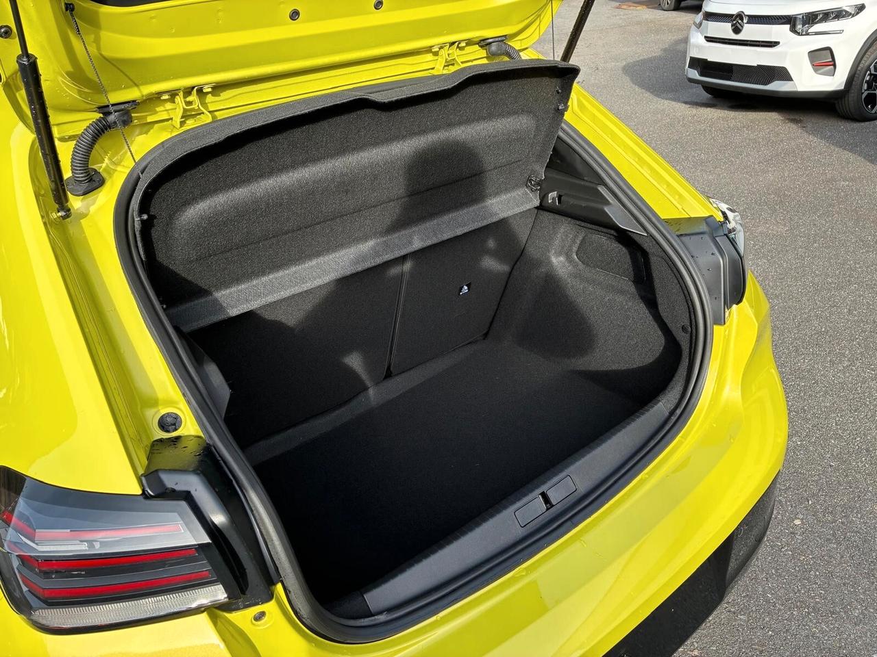 Peugeot 208 1.2 puretech Business s&s 100cv