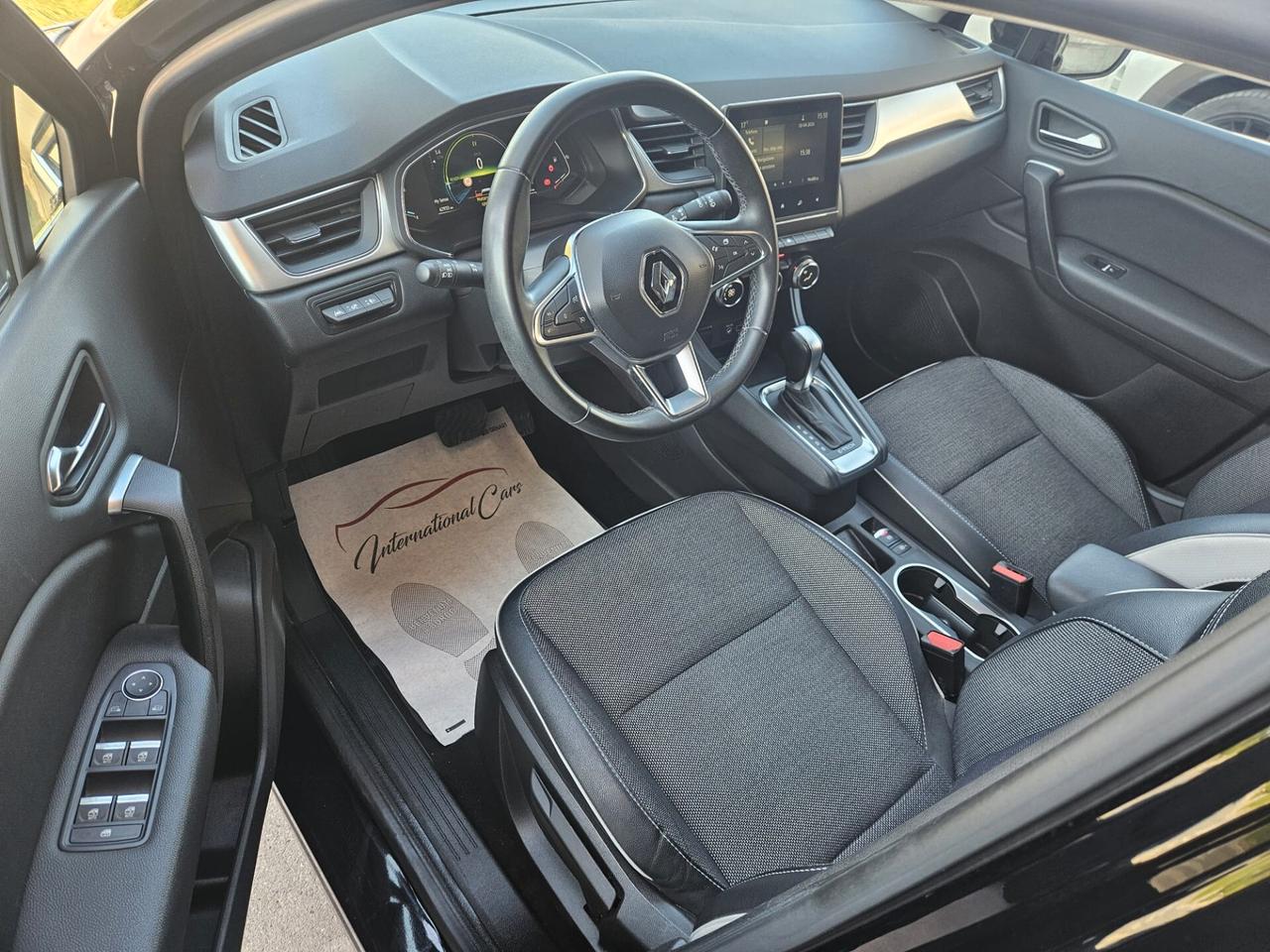 Renault Captur 1.6 E-Tech hybrid 2022