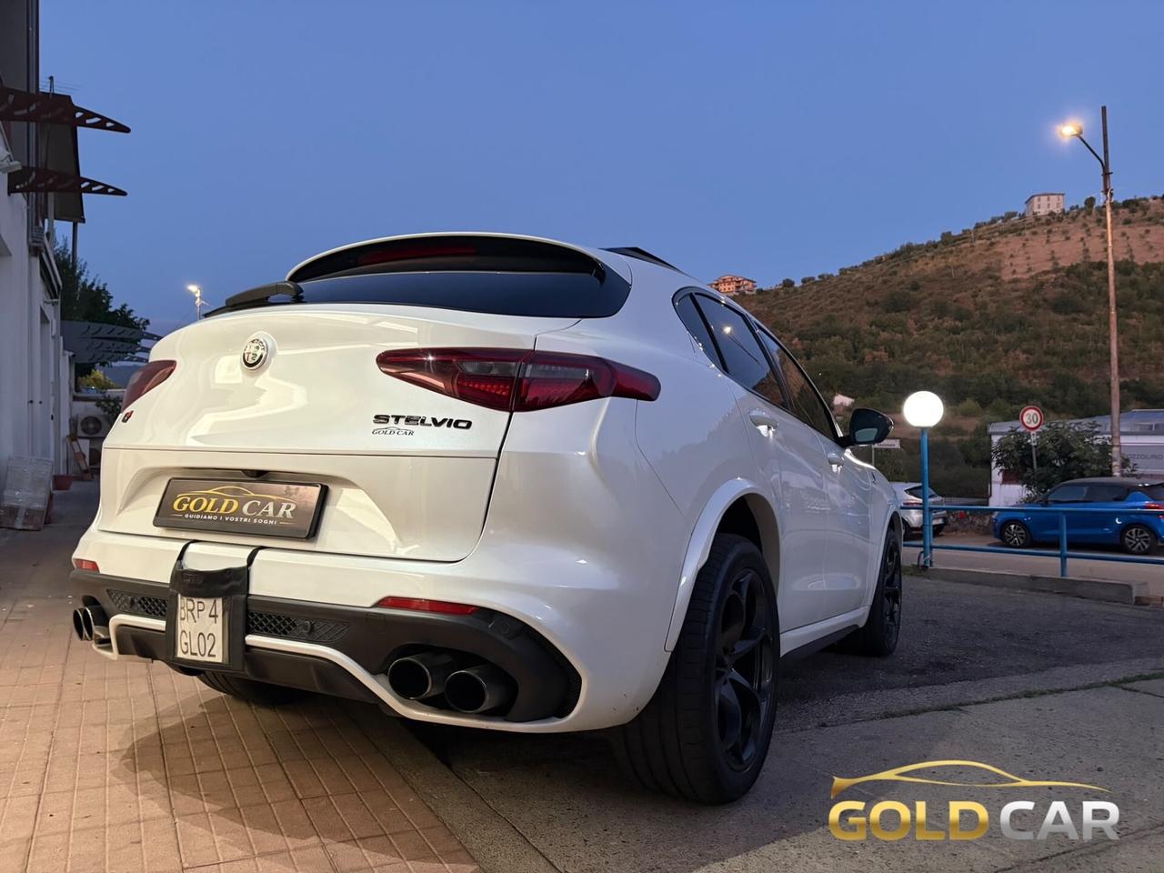 Alfa Romeo Stelvio 2.9 Bi-Turbo V6 510 CV AT8 Quadrifoglio