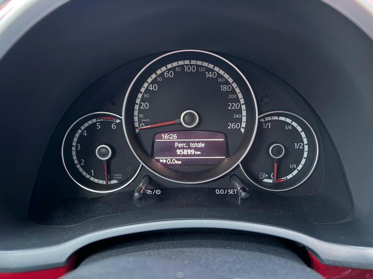 Volkswagen Maggiolino Cabrio 2.0 TDI Design BlueMotion Technology