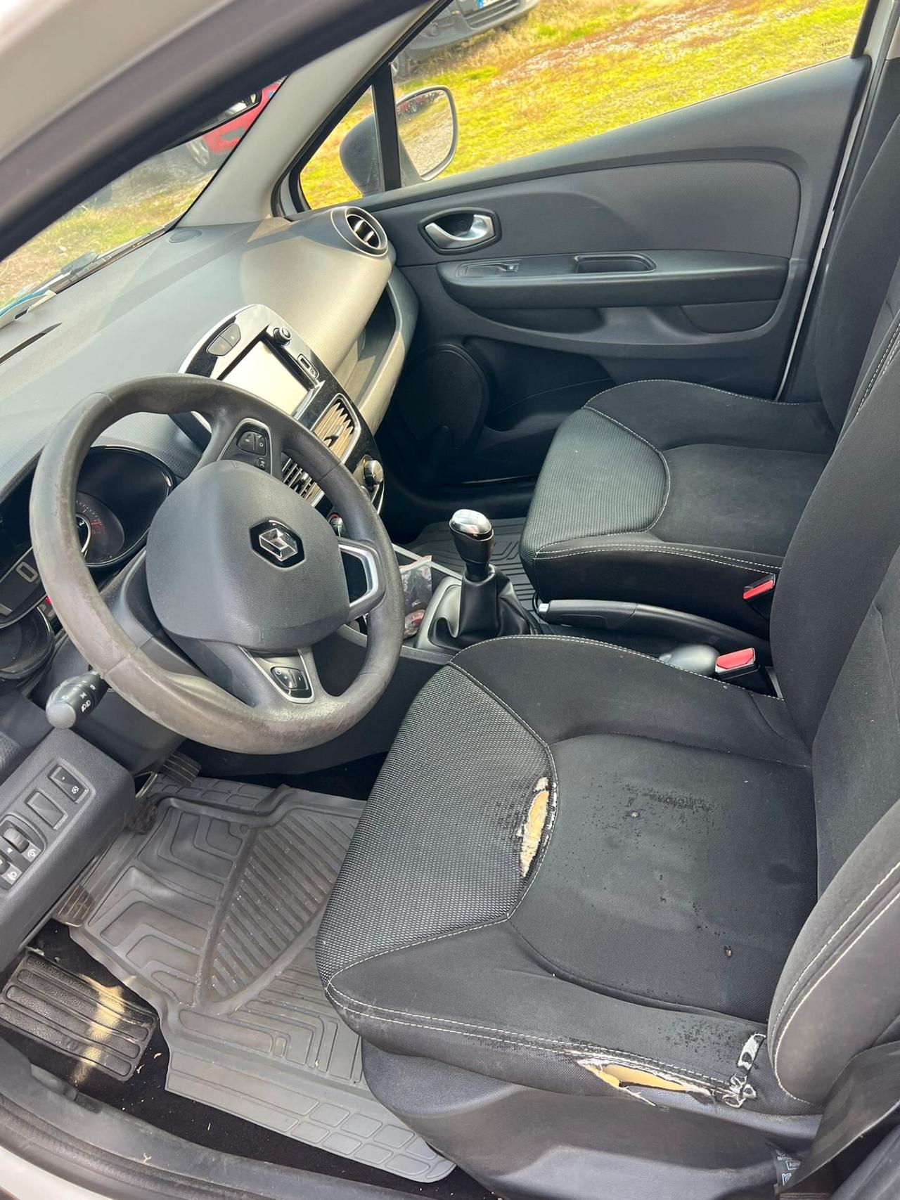 Renault Clio dCi 8V 75 CV autocarro 2 posti