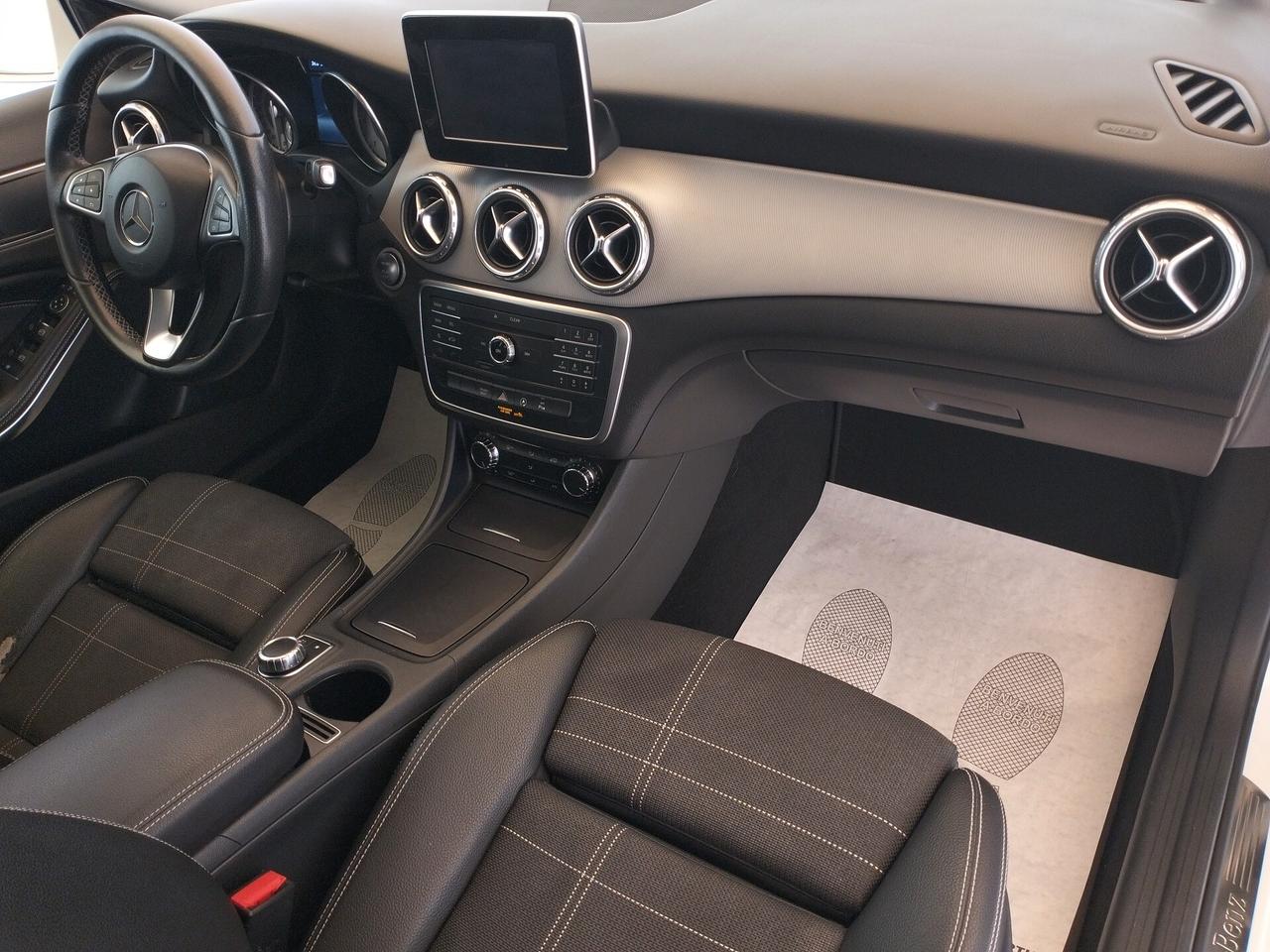 Mercedes-benz GLA 200 d Automatic Sport - NEOPATENTATI