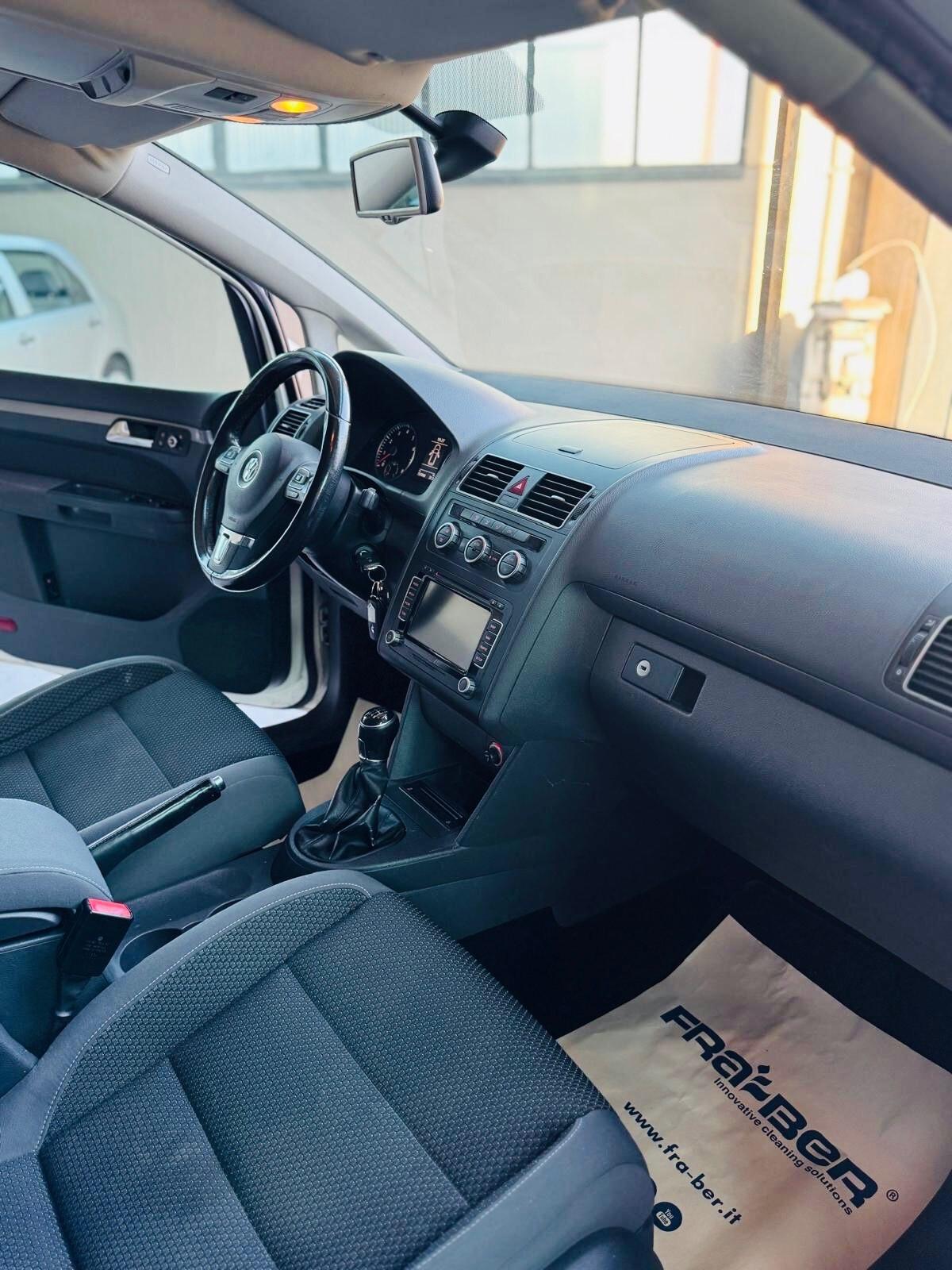 Volkswagen Touran 1.4 TSI Highline EcoFuel