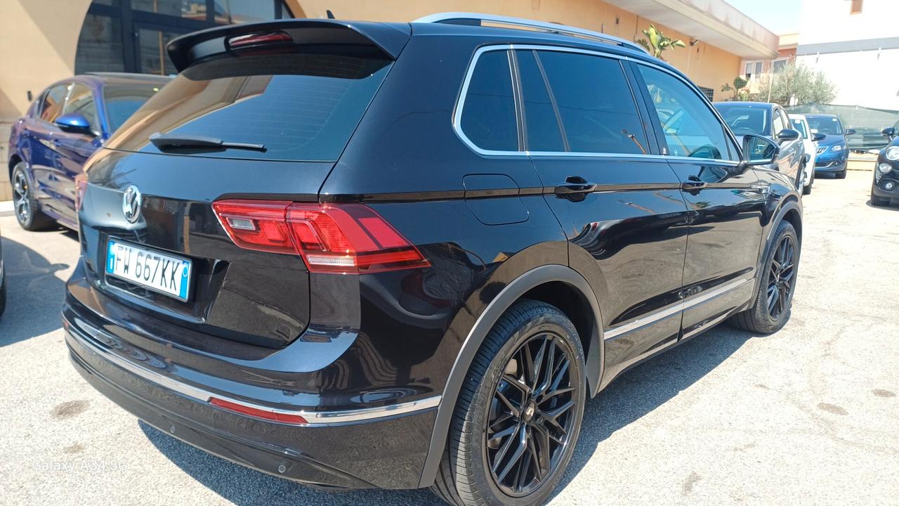 Volkswagen Tiguan 1.6 TDI R-LINE TETTO APRIBILE