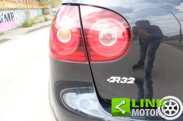 VOLKSWAGEN Golf VR6 R32 250 CV 4MOTION