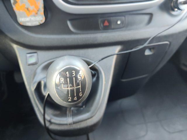 RENAULT Trafic T29 1.6 dCi 120CV PASSO LUNGO - 6 POSTI + CASSONE