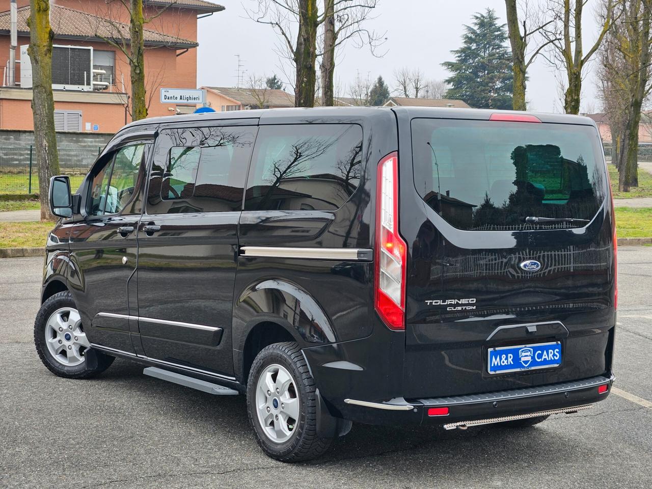 Ford Tourneo Custom 2.0 TDCi 130CV 8POSTI