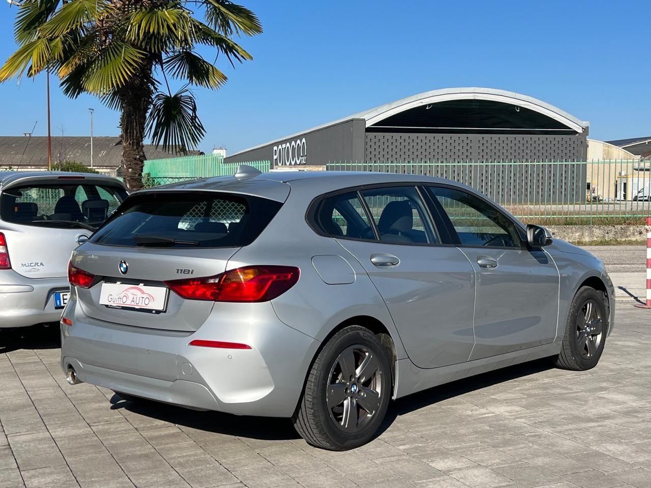 BMW 118i Business Advantage 140cv FINANZIABILE