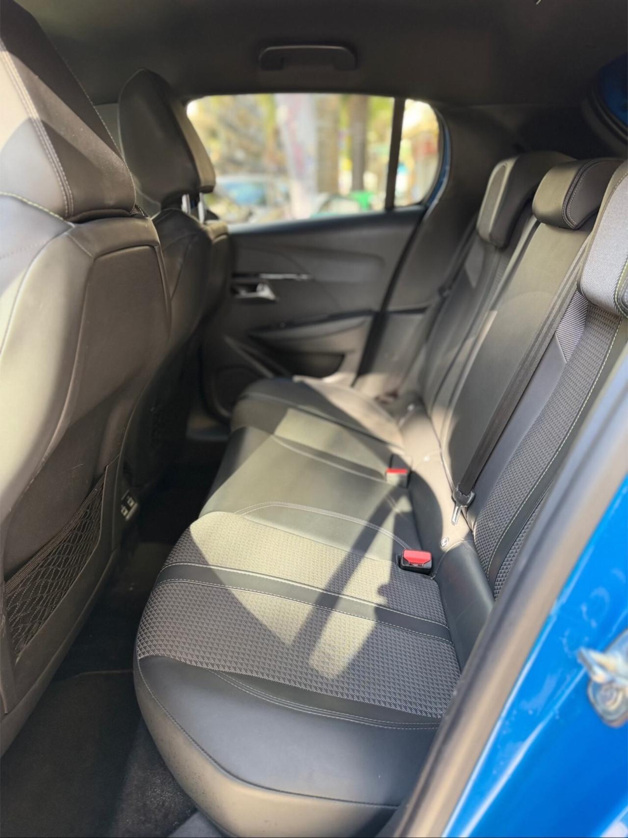 Peugeot 208 GT Line Automatica 1.2 101 Cv