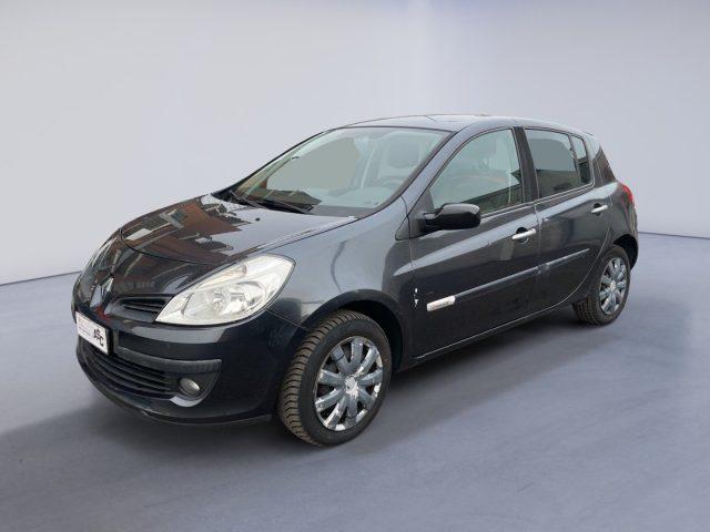 RENAULT Clio 1.2 BENZ 75 5 porte Dynamique OK NEOPATENTATI