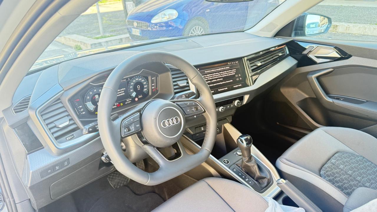 Audi A1 SPB 30 TFSI S tronic line edition LED NAVI KAMERA CERCHI 17 PDC BLUETOOTH NUOVA
