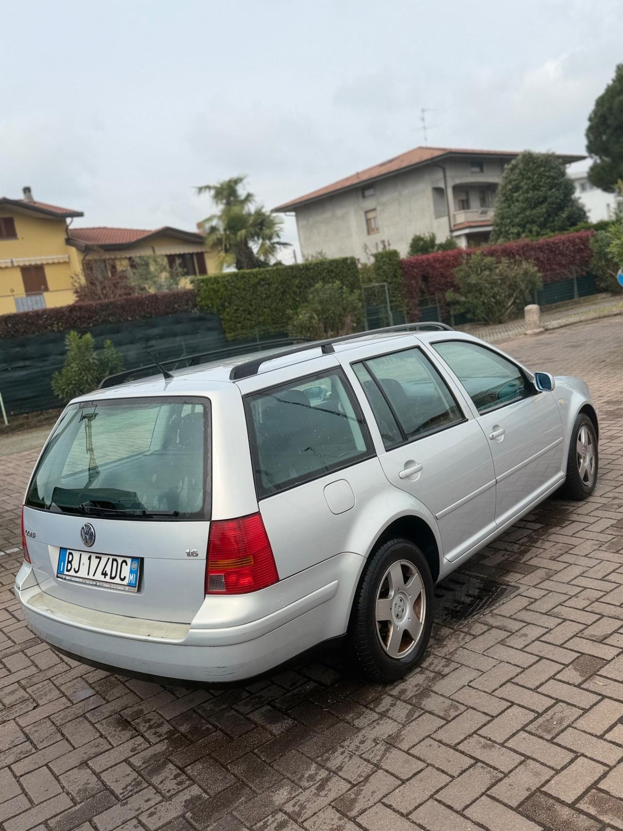 Volkswagen Golf Variant 1.6 16V cat Highline