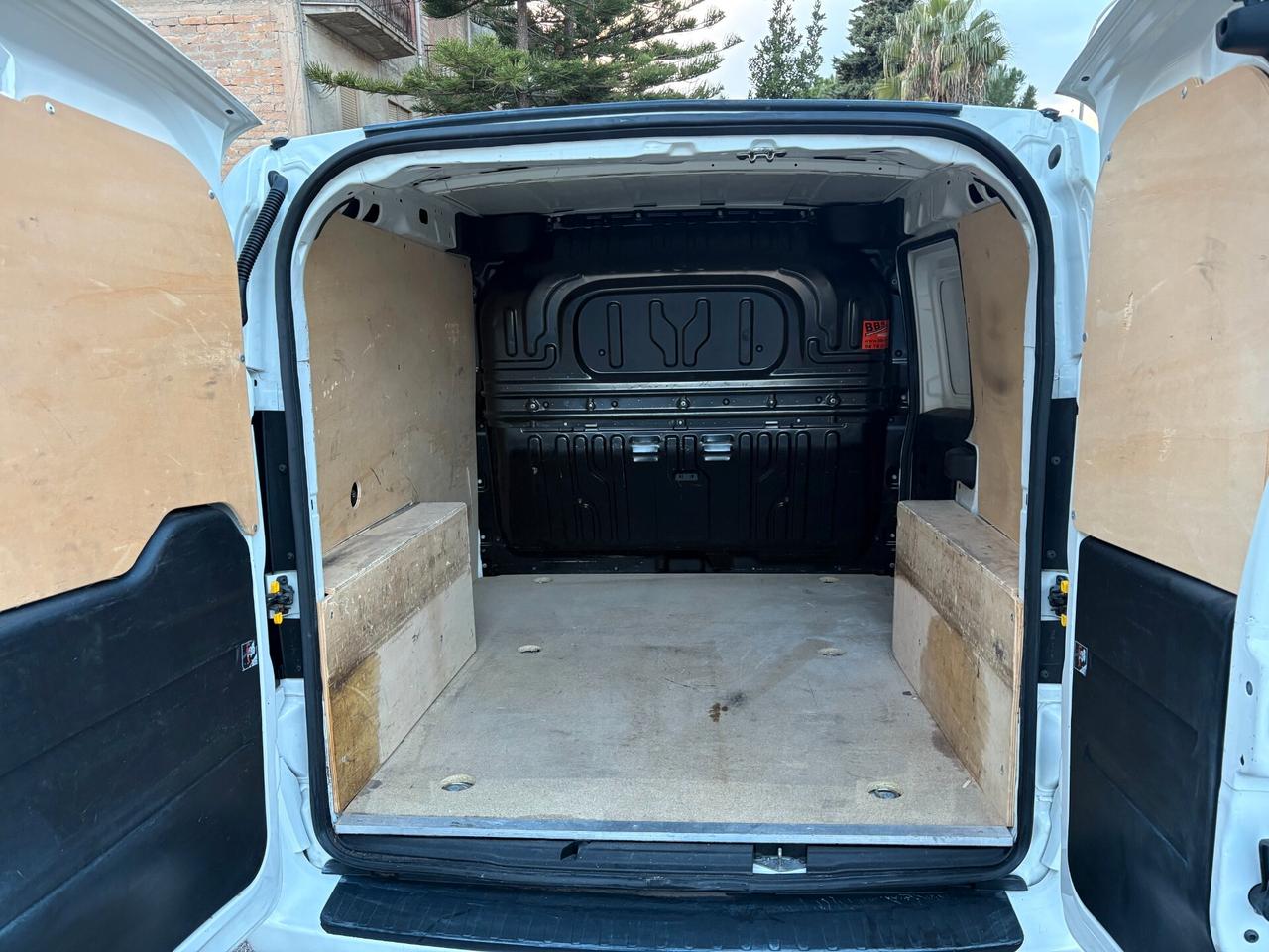 Fiat Doblò 1.6 MJT 105CV PL-TA Cargo Maxi XL Lamierato SX 3 posti