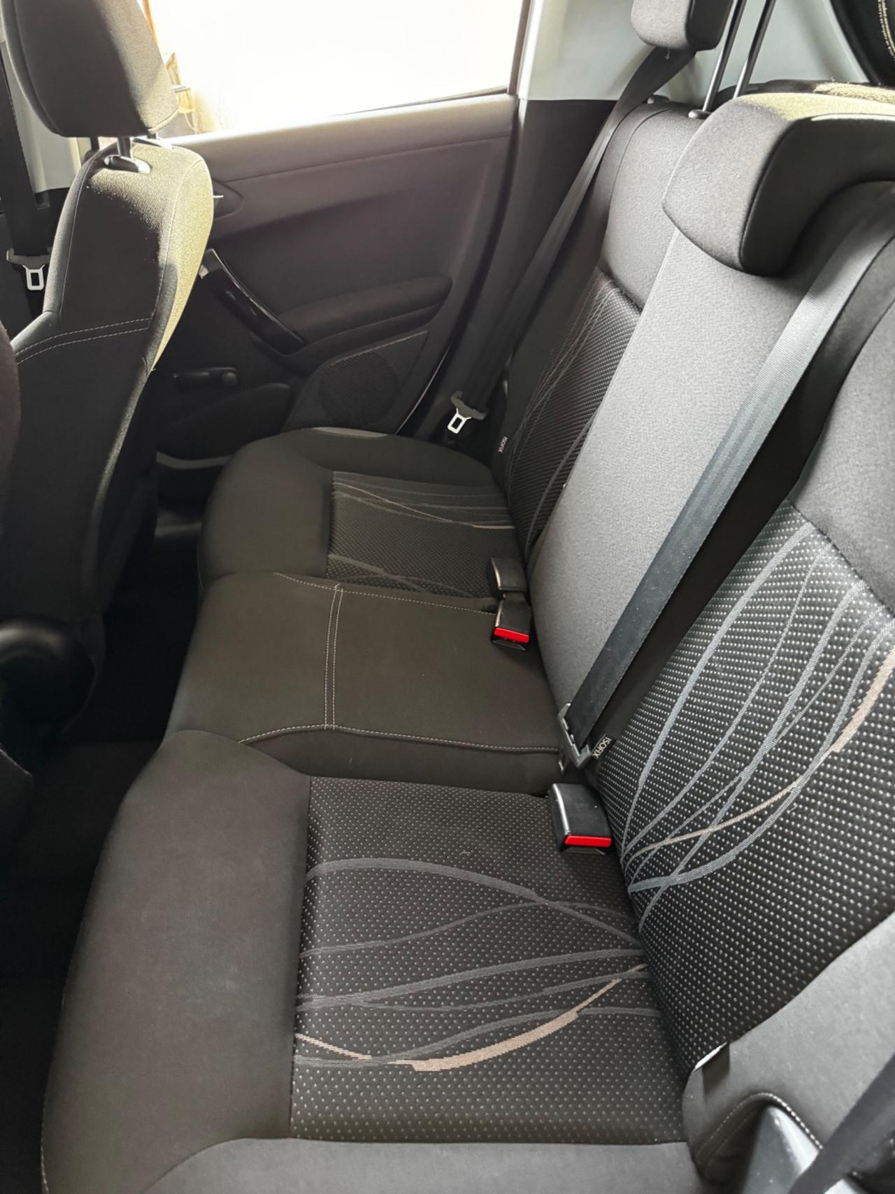 Peugeot 208 1.4 HDi 68 CV 5 porte Active